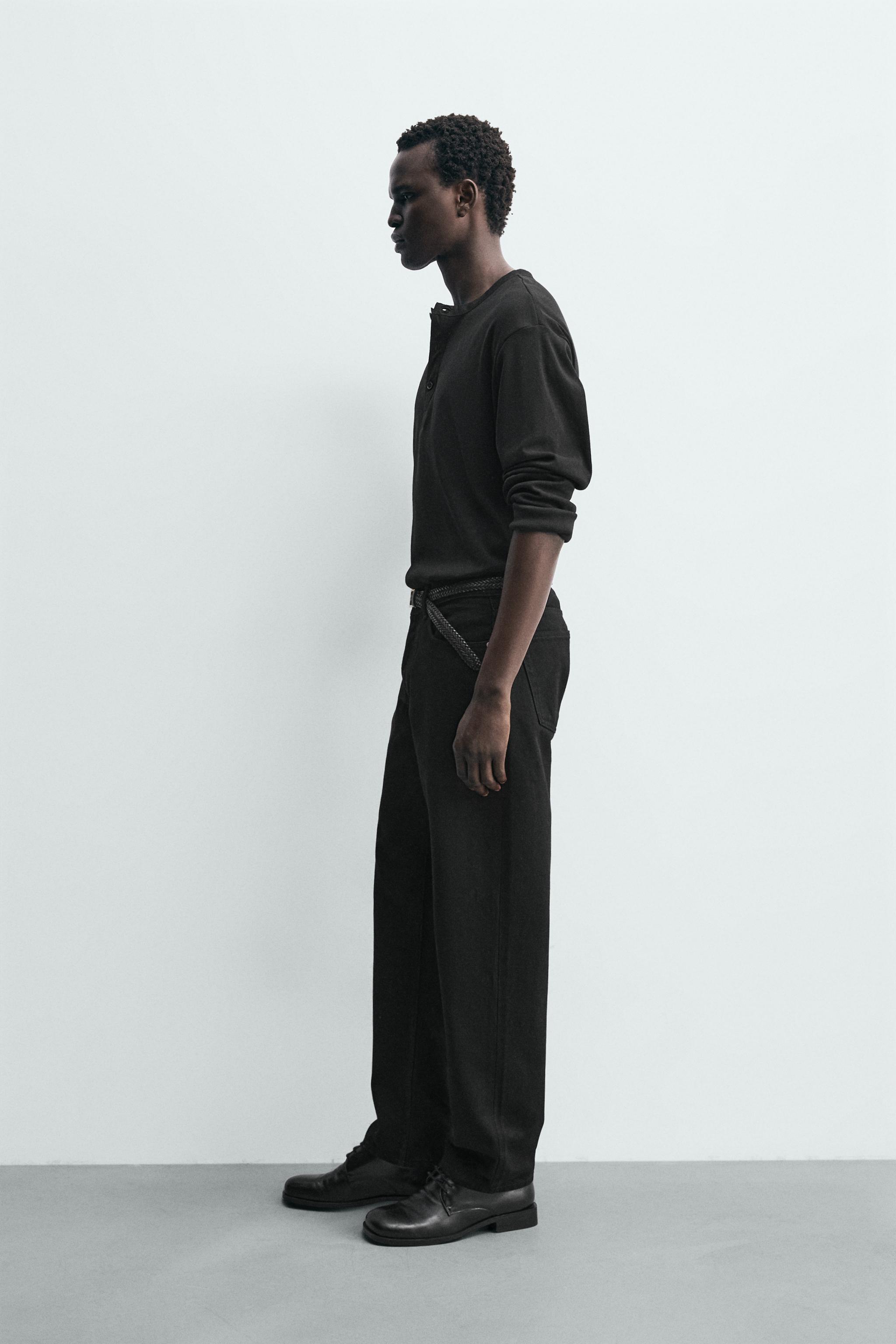 STRAIGHT FIT JEANS